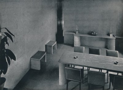 Eetkamer van de architect Oliver Hill, F.R.I.B.A., 1942 door Unbekannt