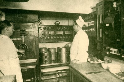 Elektrisch uitgeruste trein keuken, London and North Eastern Railway, 1930 door Unbekannt