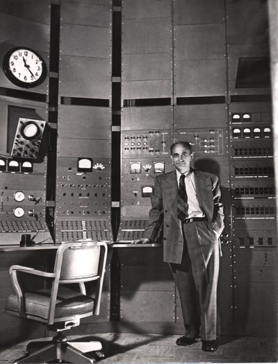 Enrico Fermi, Italiaans-Amerikaanse kernfysicus, ca. 1942 door Unbekannt