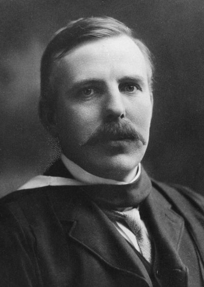 Ernest Rutherford, Nobelprijswinnende atoomfysicus, c1908 door Unbekannt