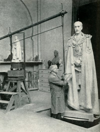 Europese beeldhouwer, 1947 door Unbekannt