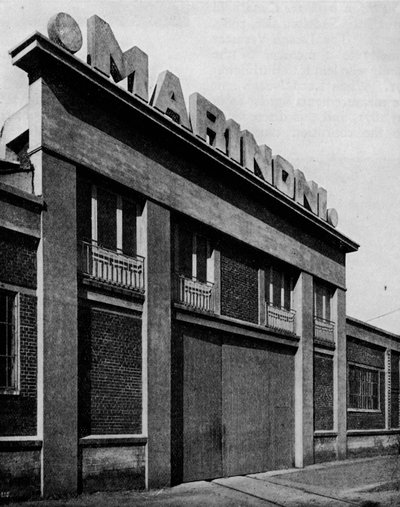 Gevel van de Ateliers Marinoni, Montataire Oise architecten, Perret Frères, ca. 1928 door Unbekannt