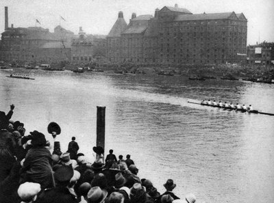 Finish van de Oxford en Cambridge Bootrace, Londen, 1926-1927 door Unbekannt