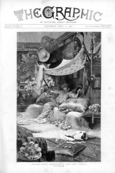 Franse actrice Sarah Bernhardt in haar studio in Parijs, Frankrijk, 1890 door Unbekannt