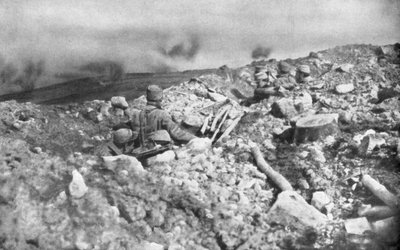 Franse artillerieaanval op de Eparges-rug, nabij Verdun, Frankrijk, 2 augustus 1915 door Unbekannt