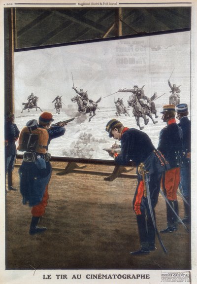 Franse soldaten gebruiken film van een cavaleriecharge voor geweeroefeningen, 1912 door Unbekannt
