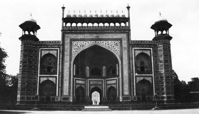 Poort naar de Taj Mahal, Agra, India, 1916-1917 door Unbekannt