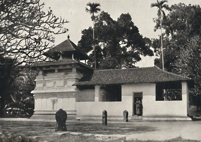 Gedige Vihara, Kandy voorbeeld van een boeddhistische tempel in de stijl van een Hindoeheiligdom, Dewale door Unbekannt