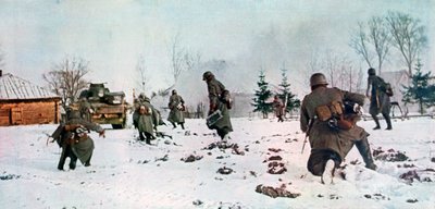 Duitse infanteristen volgen een tank richting Moskou in de sneeuw, Rusland, 1941 door Unbekannt