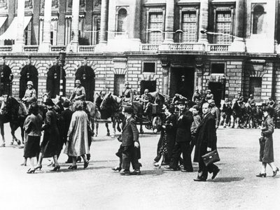 Duitse troepen in bezet Parijs, juni 1940 door Unbekannt