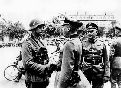 Duitse overwinningsparade na de inname van Parijs, juni 1940 door Unbekannt