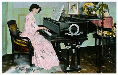 Gertie Millar, Britse actrice en zangeres, speelt piano, ca. 1890-1909 door Unbekannt