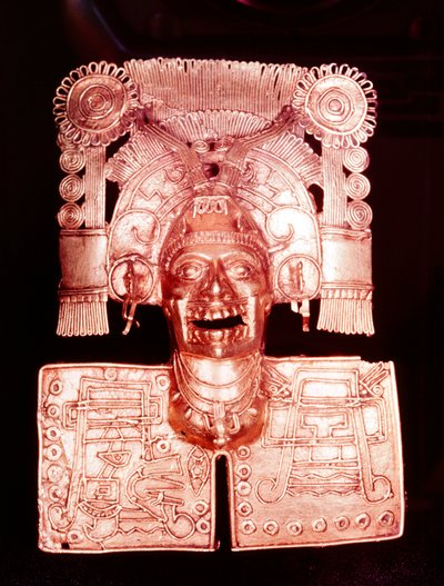 Gouden hanger die Mitlantecuhtli, Azteekse god van de dood, voorstelt, 15e eeuw door Unbekannt