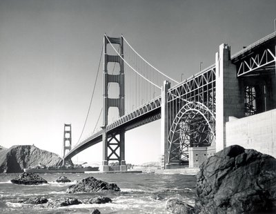 Golden Gate Bridge 1950, Californië door Unbekannt