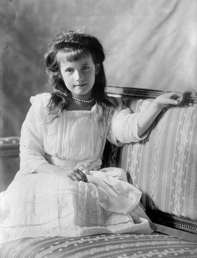 Grootvorstin Anastasia Nikolaevna van Rusland, ca. 1908-ca. 1910 door Unbekannt