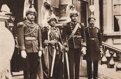 H.H. de Maharaja Bhim Shum Shere Jung Bahadur Rana, 1937 door Unbekannt