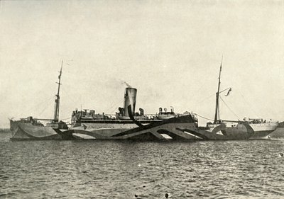 H.M. Auxiliary Cruiser Coronado gecamoufleerd, 1919 door Unbekannt