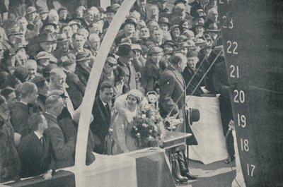HRH hertogin van York met hertog van York, lancering van Strathmore op 4 april 1935, 1936 door Unbekannt