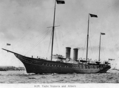 H M Yacht Victoria en Albert, 1900 door Unbekannt