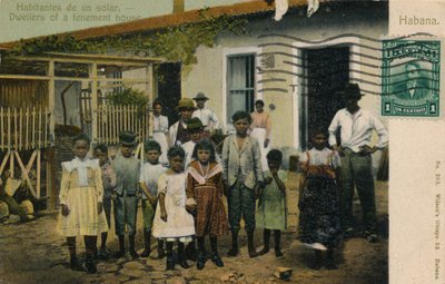 Bewoners van een huurkazerne, ca. 1913 door Unbekannt