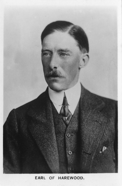 Henry George Charles Lascelles, 6e Graaf van Harewood 1882-1947, 1937 door Unbekannt