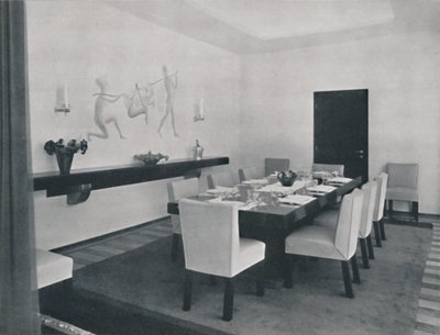 Huis in Boekarest door Rudolf Frankel - De eetkamer, 1942 door Unbekannt