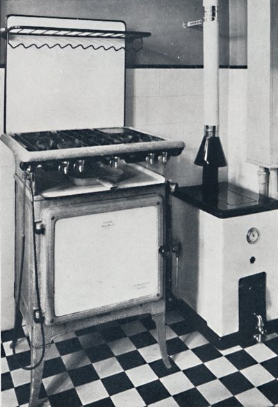 Ideal Boilers & Radiators Ltd. - In zwart en wit of grijs gemarmerd, deze gasboiler is glazuur door Unbekannt