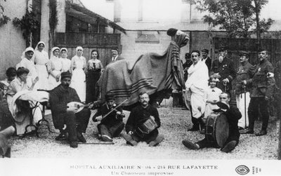 Geïmproviseerde kameel, hulphospitaal, Rue Lafayette, Parijs, Frankrijk, Eerste Wereldoorlog, 1914-1918 door Unbekannt