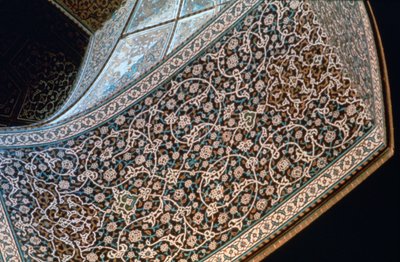 Interieur van een boog, Moskee van Sheikh Lutfullah, Isfahan, Perzië, ca. 1615 door Unbekannt