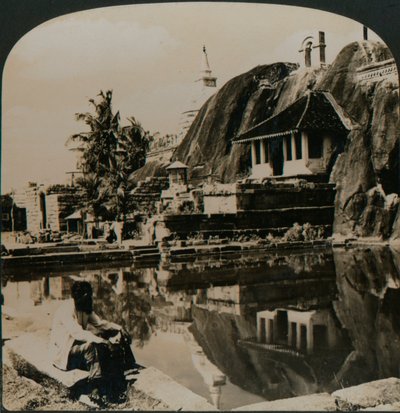 Isuruminiya, een oude en pittoreske rotsentempel in het hart van Ceylon door Unbekannt