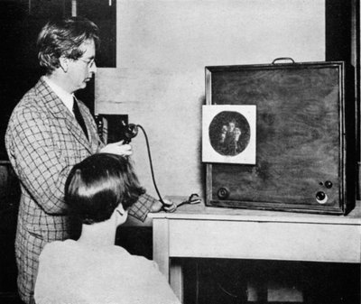 John Logie Baird 1888-1946, Schotse elektrotechnicus en pionier van de televisie, 1920s door Unbekannt