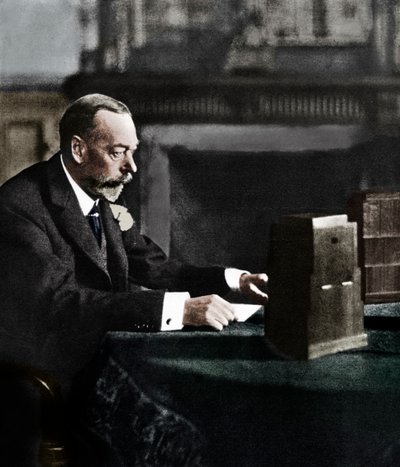 Koning George V spreekt tot het rijk op Eerste Kerstdag, Sandringham, 1935 door Unbekannt