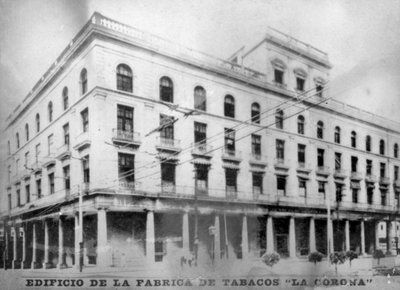 La Corona, tabaksfabriek, 1920s door Unbekannt