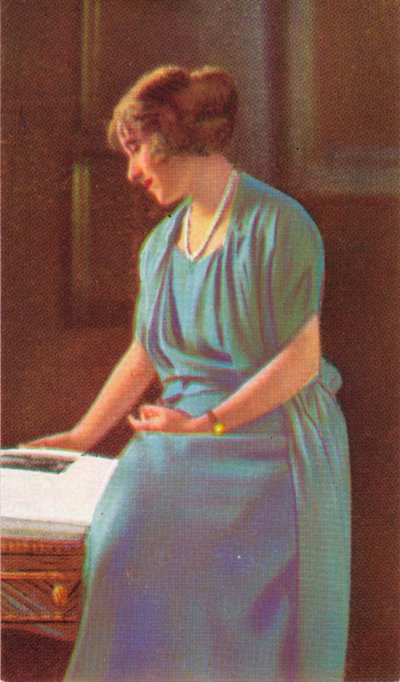 Lady Elizabeth Bowes-Lyons 1900-2002 door Unbekannt