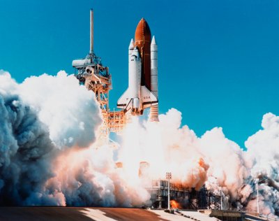 Lancering van Space Shuttle Columbia vanaf Kennedy Space Center, Florida, VS, 4 april 1997 door Unbekannt