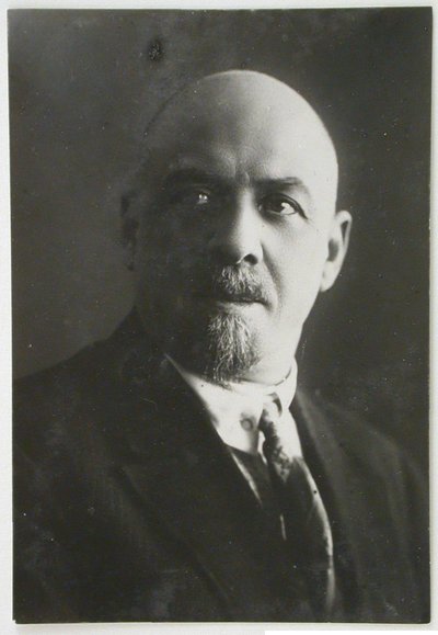 Leonid Aleksandrovich Vesnin 1880-1933 door Unbekannt
