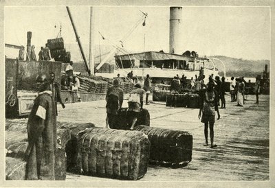 Laden van een lading katoen, ca. 1948 door Unbekannt