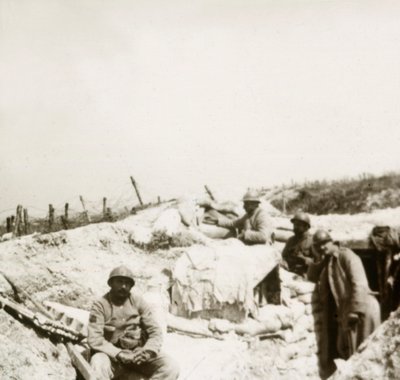 Uitkijkpost, Massiges, Noord-Frankrijk, ca. 1914-ca. 1918 door Unbekannt