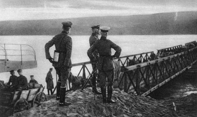 Het leger van Mackensen steekt de Donau over, Roemenië, Eerste Wereldoorlog, 1916 door Unbekannt