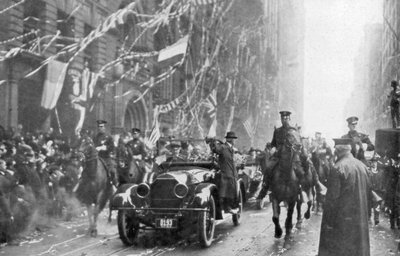 Maarschalk Joffre en Viviani arriveren in New York, Eerste Wereldoorlog, 9 mei 1917 door Unbekannt