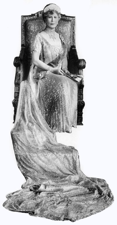 Mary van Teck, koningin-gemalin van George V van het Verenigd Koninkrijk, c1930s door Unbekannt