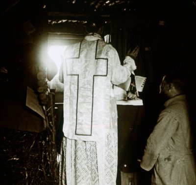 Mis in de loopgraven, ca. 1914-ca. 1918 door Unbekannt