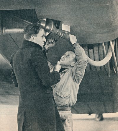 Methode voor het bijtanken van vliegtuigen bedacht door Sir Alan Cobham, c1936-c1937 door Unbekannt