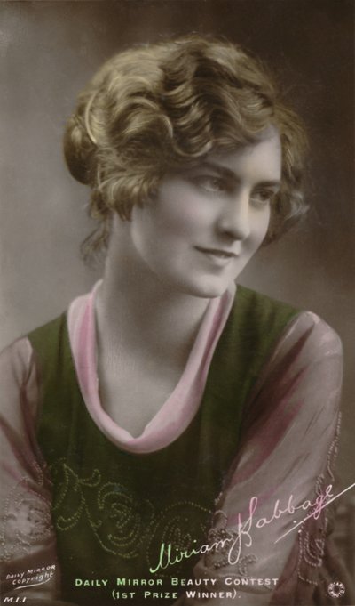 Miriam Babbage, ca. 1880-1950 - Daily Mirror Schoonheidswedstrijd 1e Prijswinnaar, ca. 1930 door Unbekannt