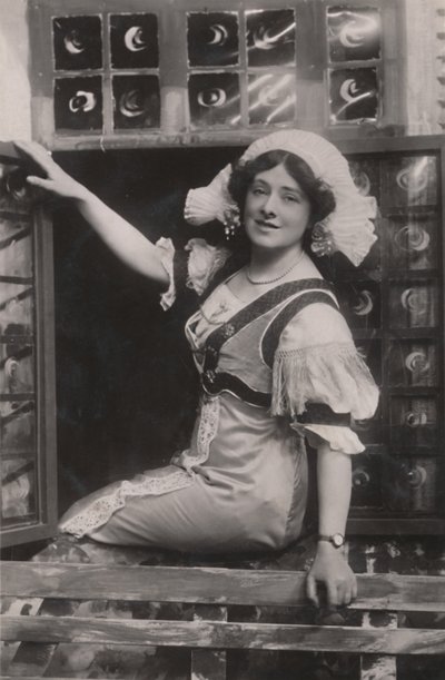 Miss Isabel Jay, 1879-1927, als Christine in Dear Little Denmark, ca. 1909 door Unbekannt