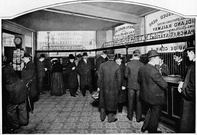 Geldwisselafdeling, Thomas Cook & Son, Ludgate Circus, City of London, ca. 1903 door Unbekannt