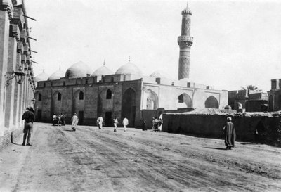 Moskee aan River Street, Bagdad, Mesopotamië, WOI, 1918 door Unbekannt