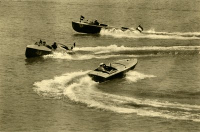 Motorbootrace, Wörthersee, Karinthië, Oostenrijk, ca. 1935 door Unbekannt