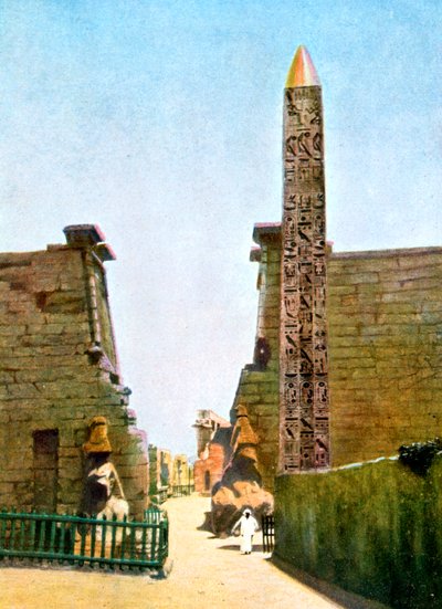 Obelisk bij de Tempel van Ramses II, Luxor, Egypte, 20e eeuw door Unbekannt