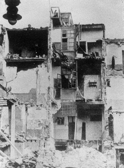 Ooit een groot hotel in Palma, Mallorca, Spaanse Burgeroorlog, ca. 1936 door Unbekannt